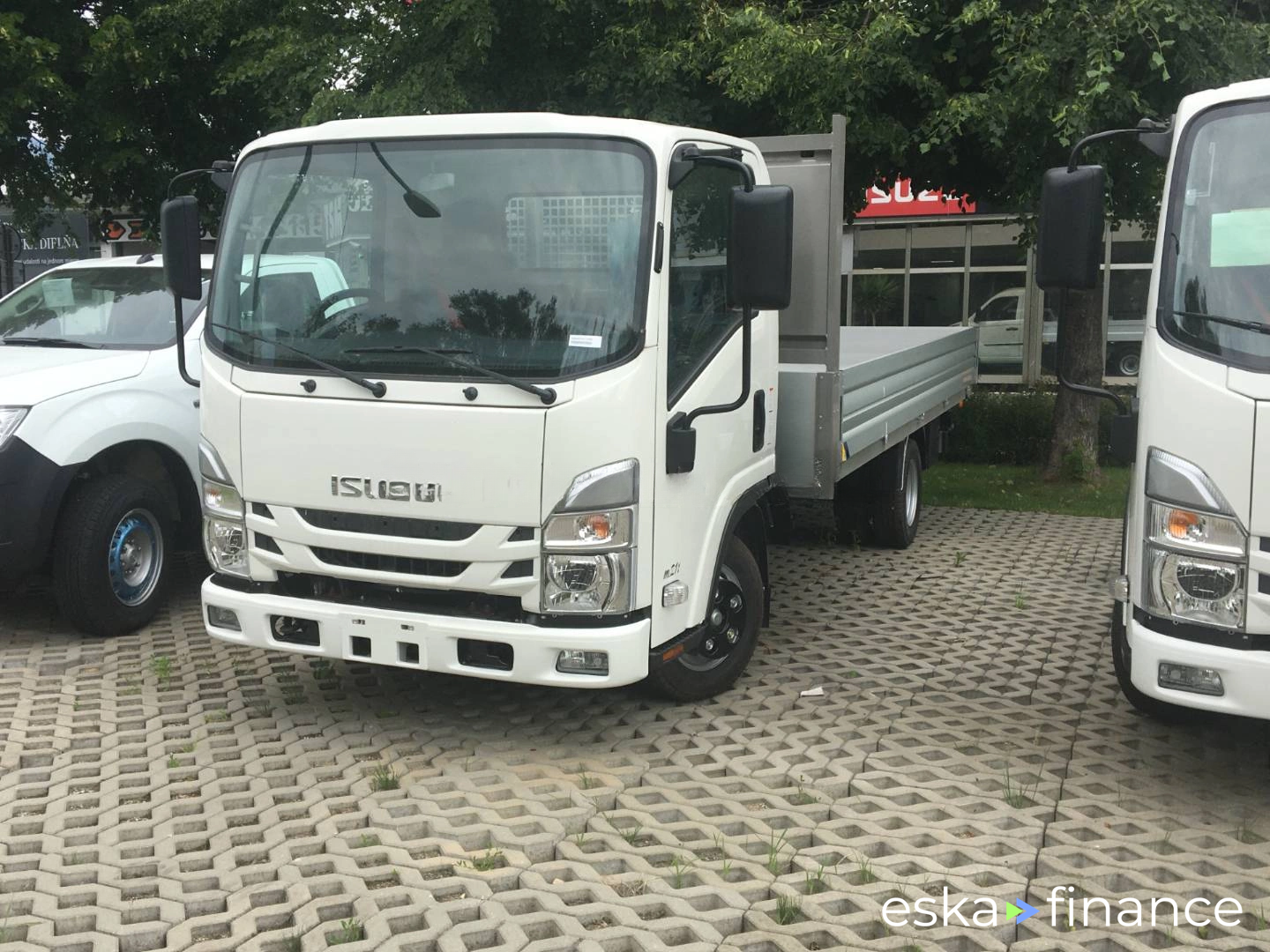 Leasing Open with sideboards Isuzu M21 GROUND E 2023