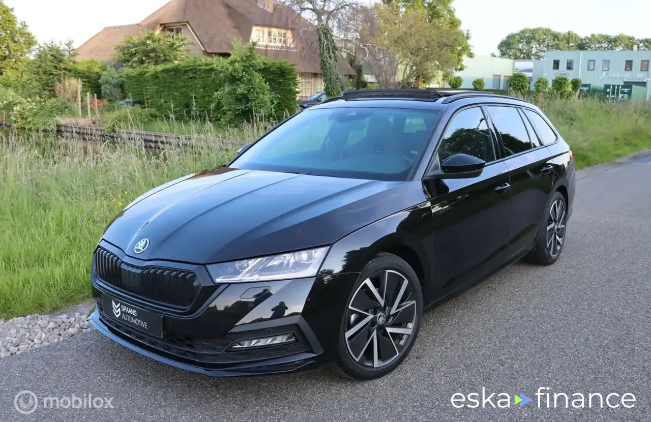Leasing Wagon Skoda Octavia 2023