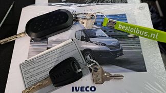 Lízing Uzavretý box Iveco DAILY 35S18 2022