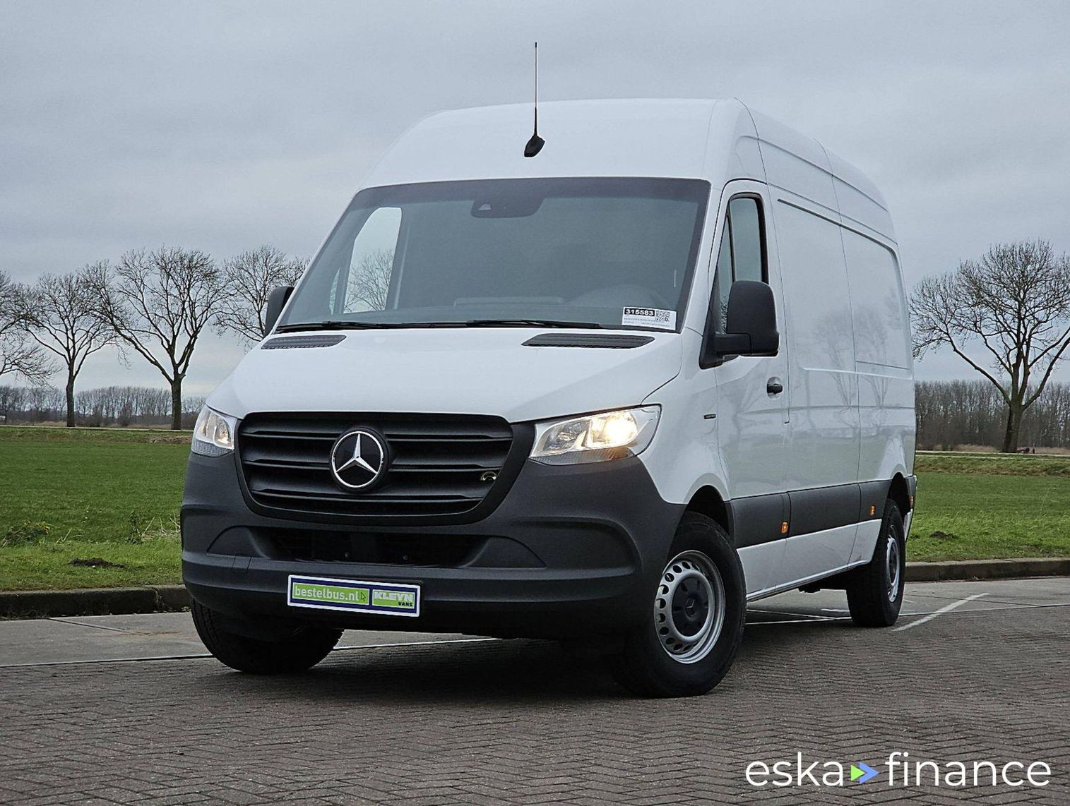 Lízing Van Mercedes-Benz ESPRINTER 2024