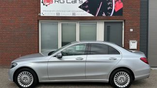 Lízing Sedan MERCEDES C 180 2015
