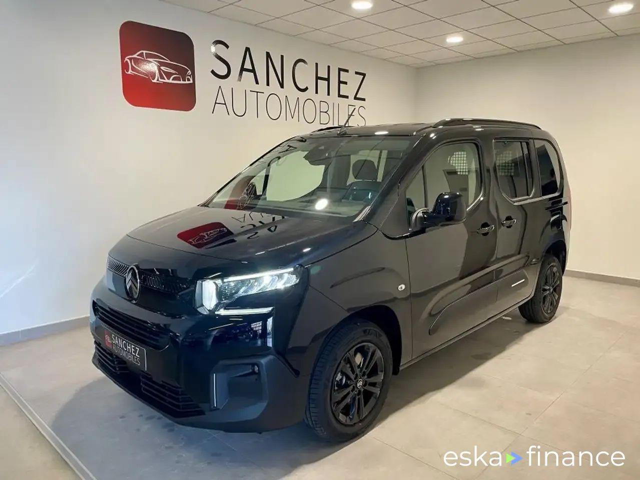 Finansowanie Hatchback Citroën Berlingo 2025