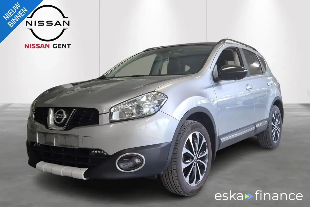 Lízing Hatchback Nissan Qashqai 2013