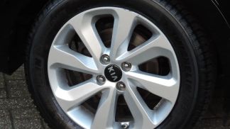 Lízing Hatchback Kia Rio 2016