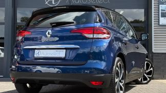 Lízing Hatchback Renault Scenic 2017
