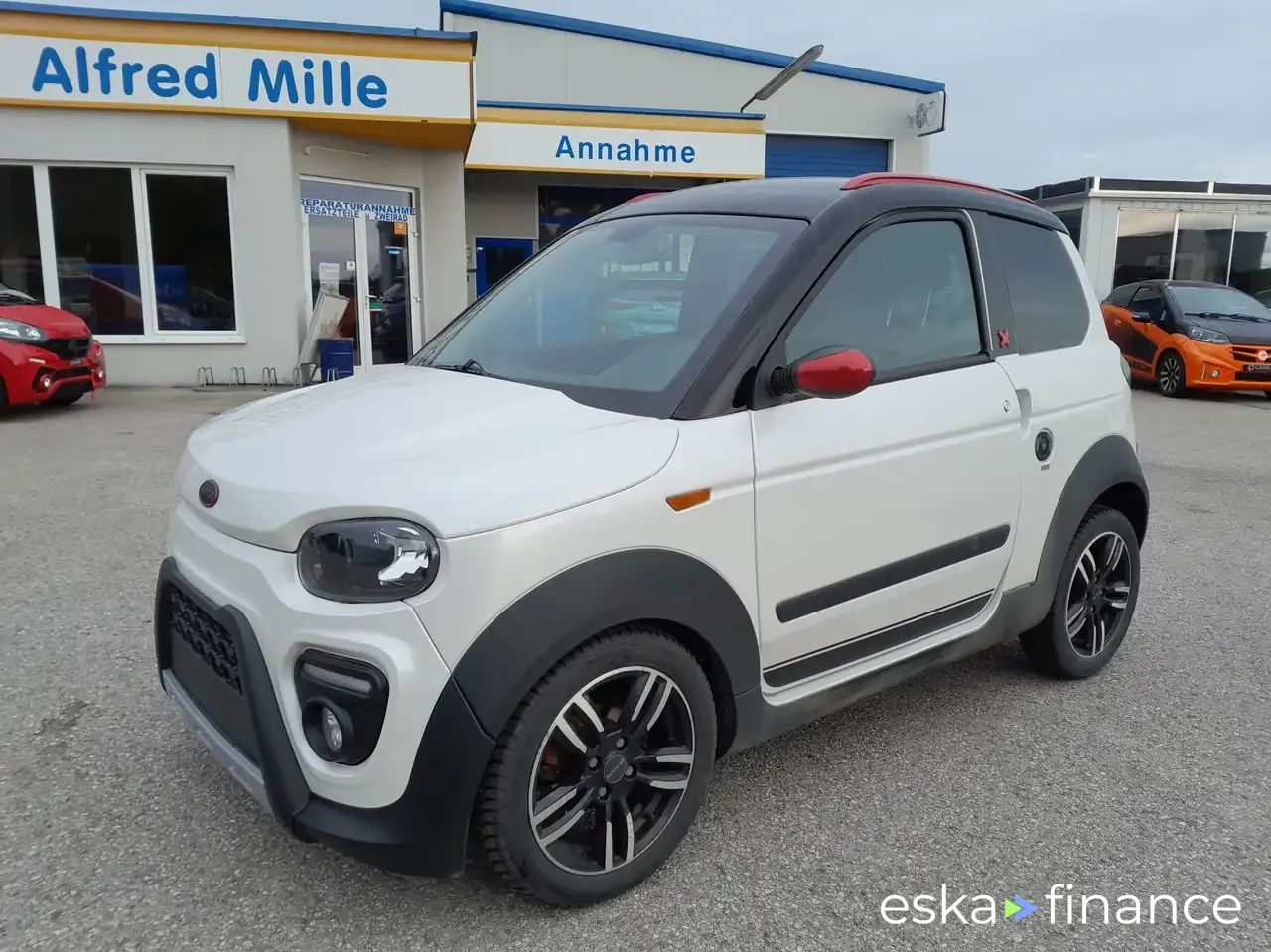 Leasing Hatchback Microcar M.Go 2020