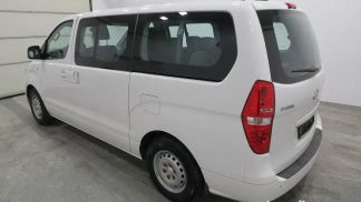 Passenger transport Hyundai H-1 2017