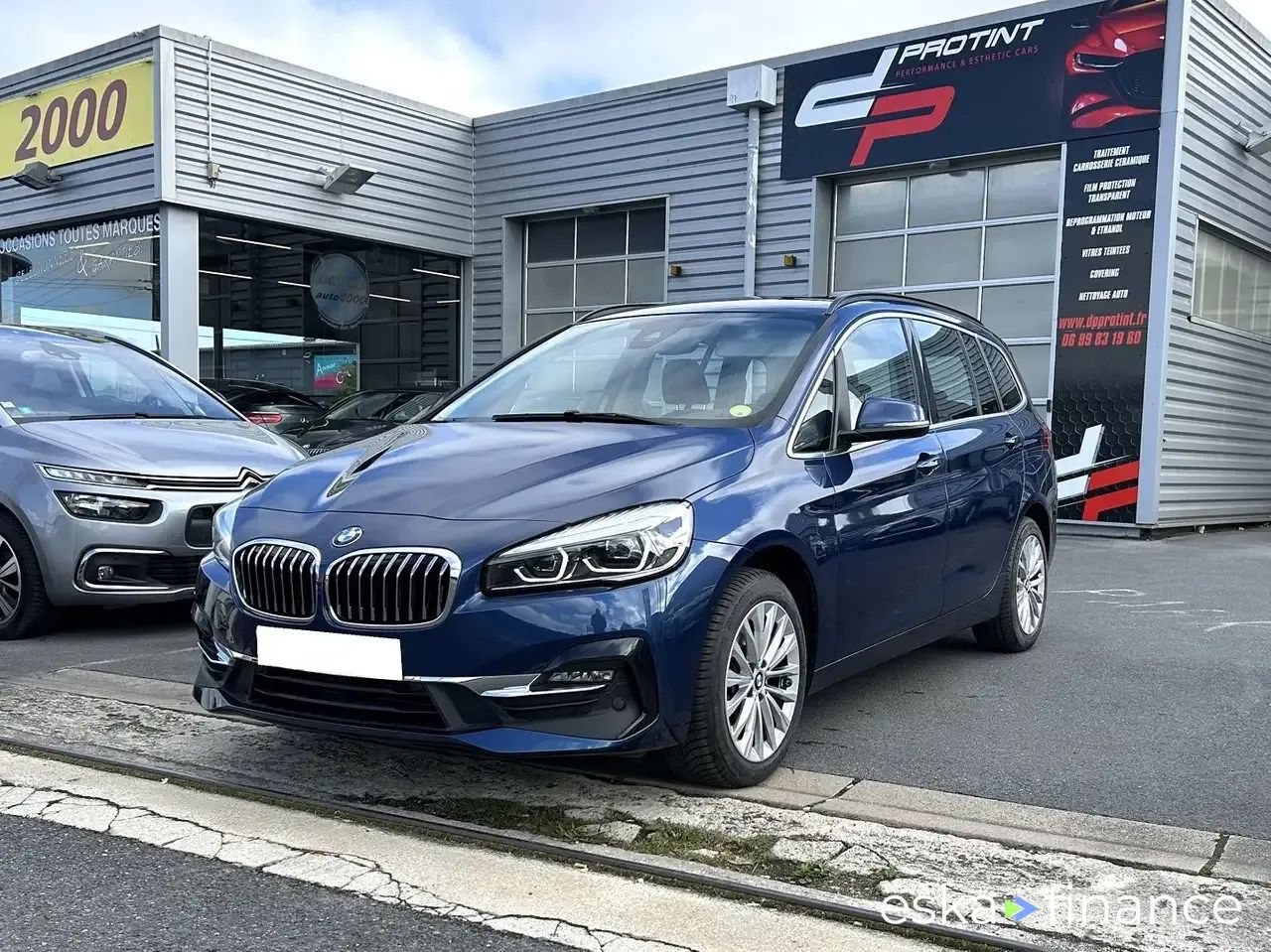 Leasing Le transport des passagers BMW 218 2020