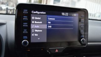 Leasing Sedan Toyota Yaris 2022
