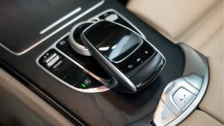 Financování Konvertibilní MERCEDES C 300 2017