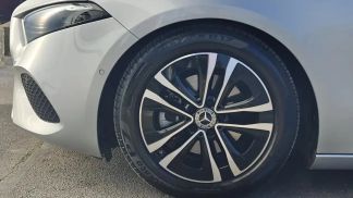 Lízing Hatchback MERCEDES A 180 2024