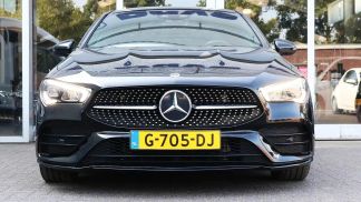 Lízing Sedan MERCEDES CLA 180 2019