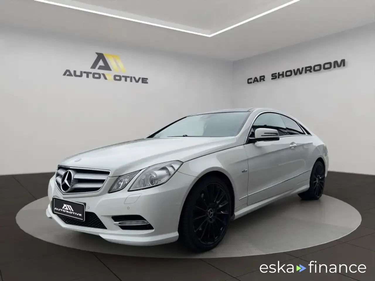 Lízing Kupé MERCEDES E 350 2013
