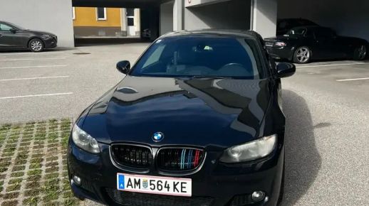 BMW 320 2010