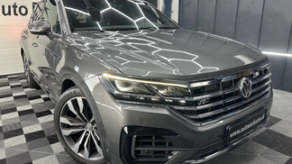 SUV Volkswagen Touareg 2019