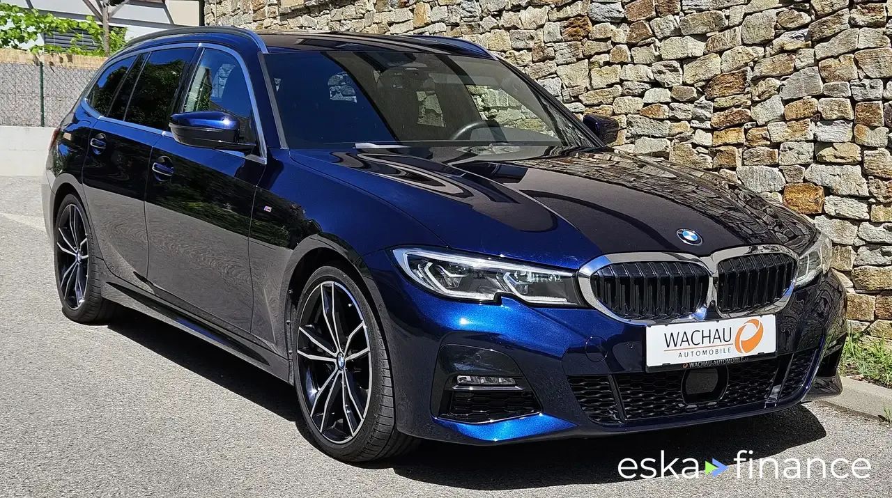 Finansowanie Wóz BMW 330 2020