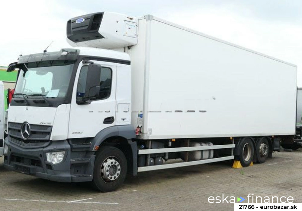 Leasing Camion spécial Mercedes-Benz 2530 L ANTOS 2014