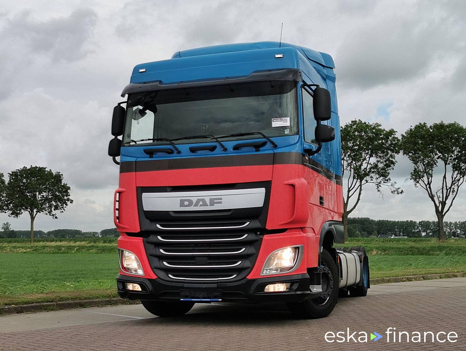 Lízing Traktor DAF XF 440 2014