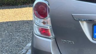 Lízing Hatchback Toyota Verso 2015