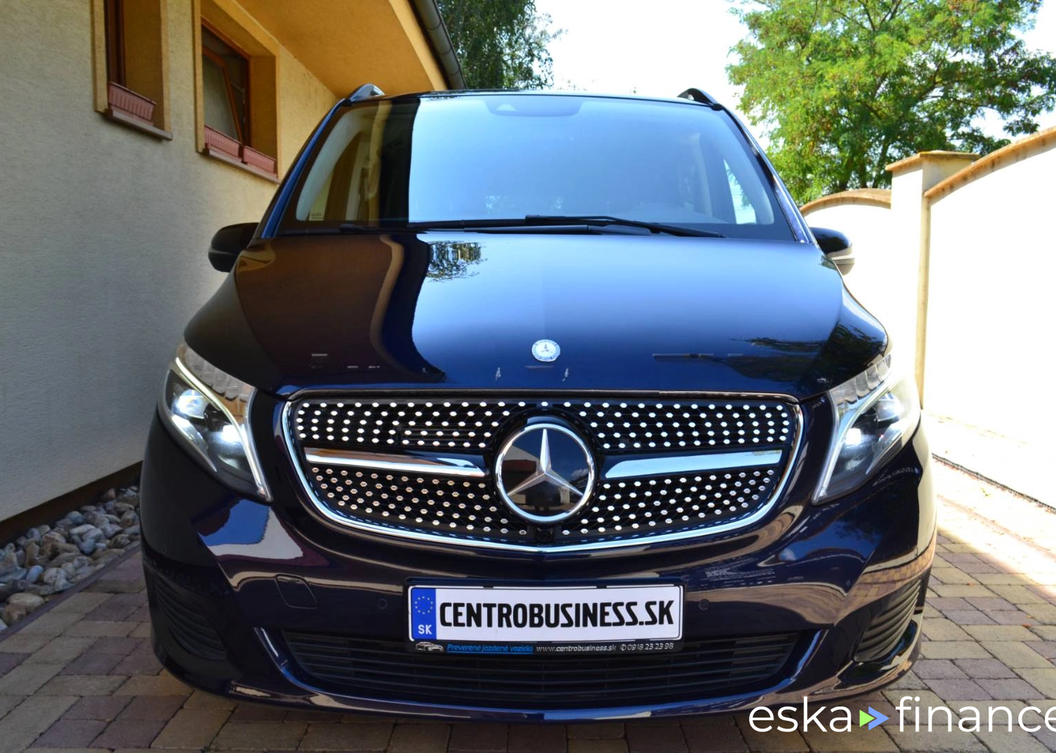 Finansowanie Van MERCEDES V TRIEDA 2017