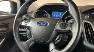 Leasing Hatchback Ford Focus 2012