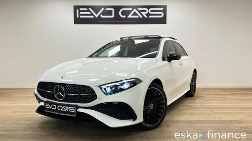 MERCEDES 250 2023