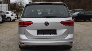 Lízing Hatchback Volkswagen Touran 2021