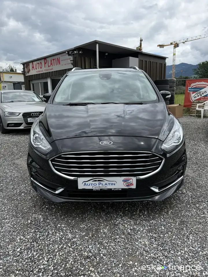Lízing Hatchback Ford Galaxy 2021