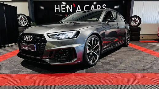 Audi RS4 2019