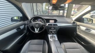 Lízing Sedan MERCEDES C 180 2012
