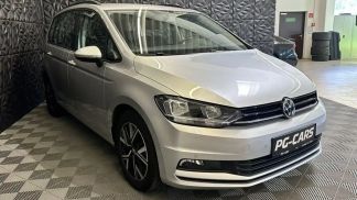 Passenger transport Volkswagen Touran 2021