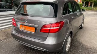 Leasing Hatchback MERCEDES B 200 2015