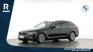 Lízing Kombi BMW 530 2018