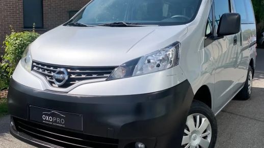 Nissan NV200 2011