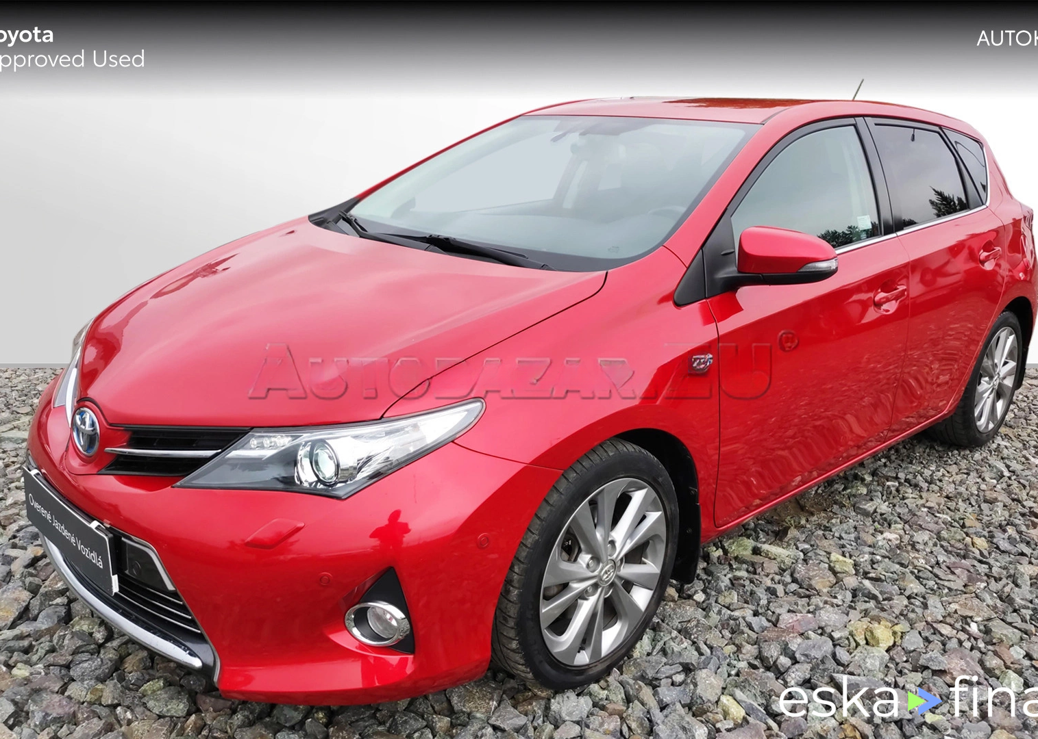 Lízing Hatchback Toyota Auris 2014