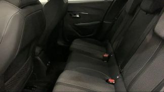 Financování Sedan Peugeot 208 2022