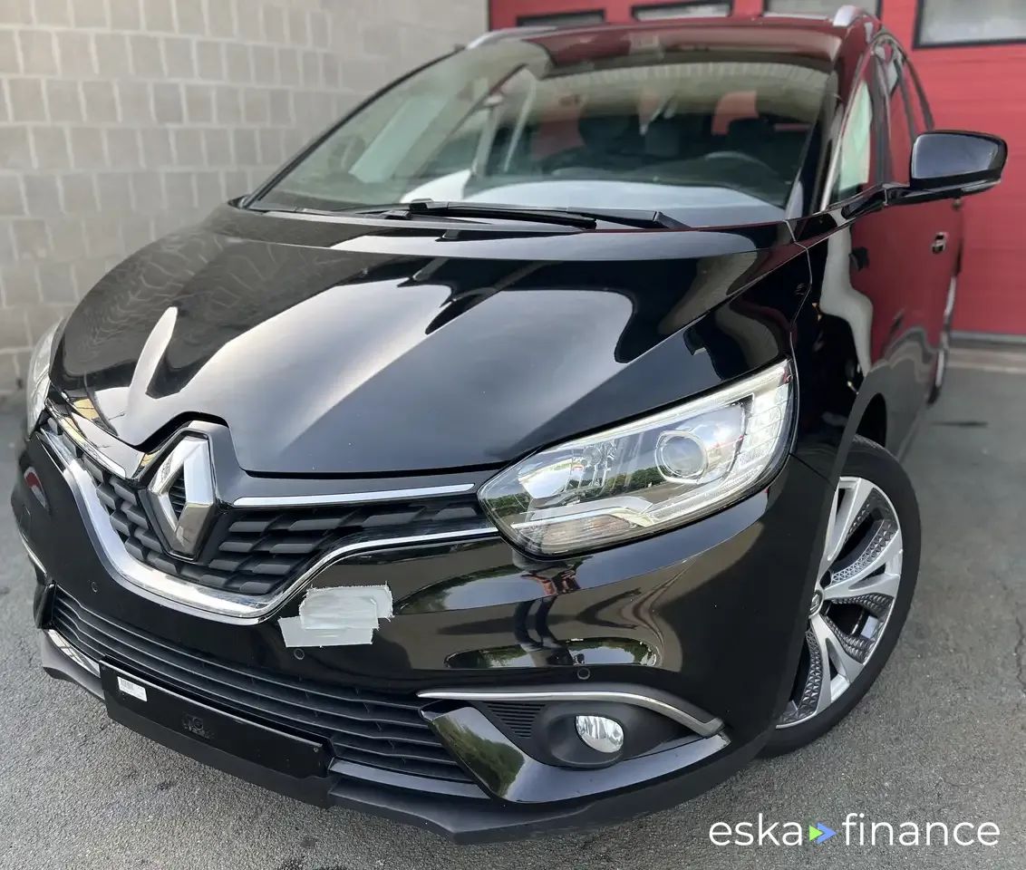 Lízing Hatchback Renault Grand Scenic 2017