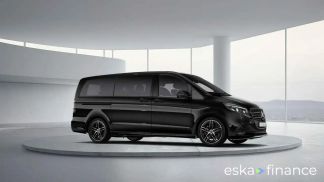 Lízing Hatchback MERCEDES V 250 2024
