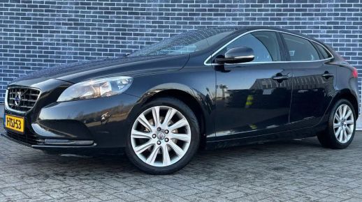 Volvo V40 2014