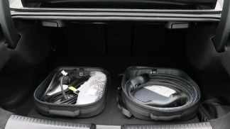 Lízing Sedan MERCEDES CLA 250 2024