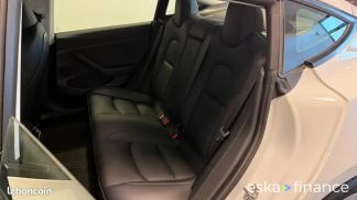 Leasing Sedan Tesla Model 3 2023