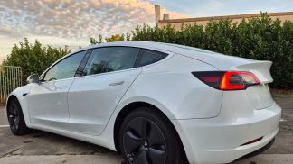 Leasing Sedan Tesla Model 3 2020