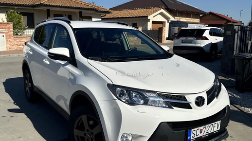 Toyota RAV4 2015