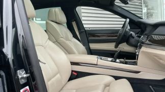 Lízing Sedan BMW 750 2010