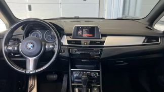 Lízing Hatchback BMW 218 2015