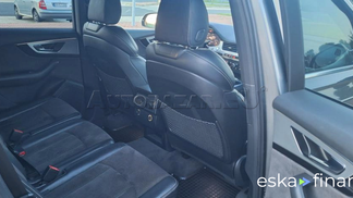 Finansowanie SUV Audi Q7 2016