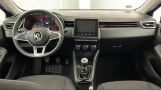 Financování Sedan Renault Clio 2023