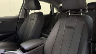 Lízing Sedan Audi A4 2021