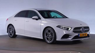 Lízing Sedan MERCEDES A 200 2019