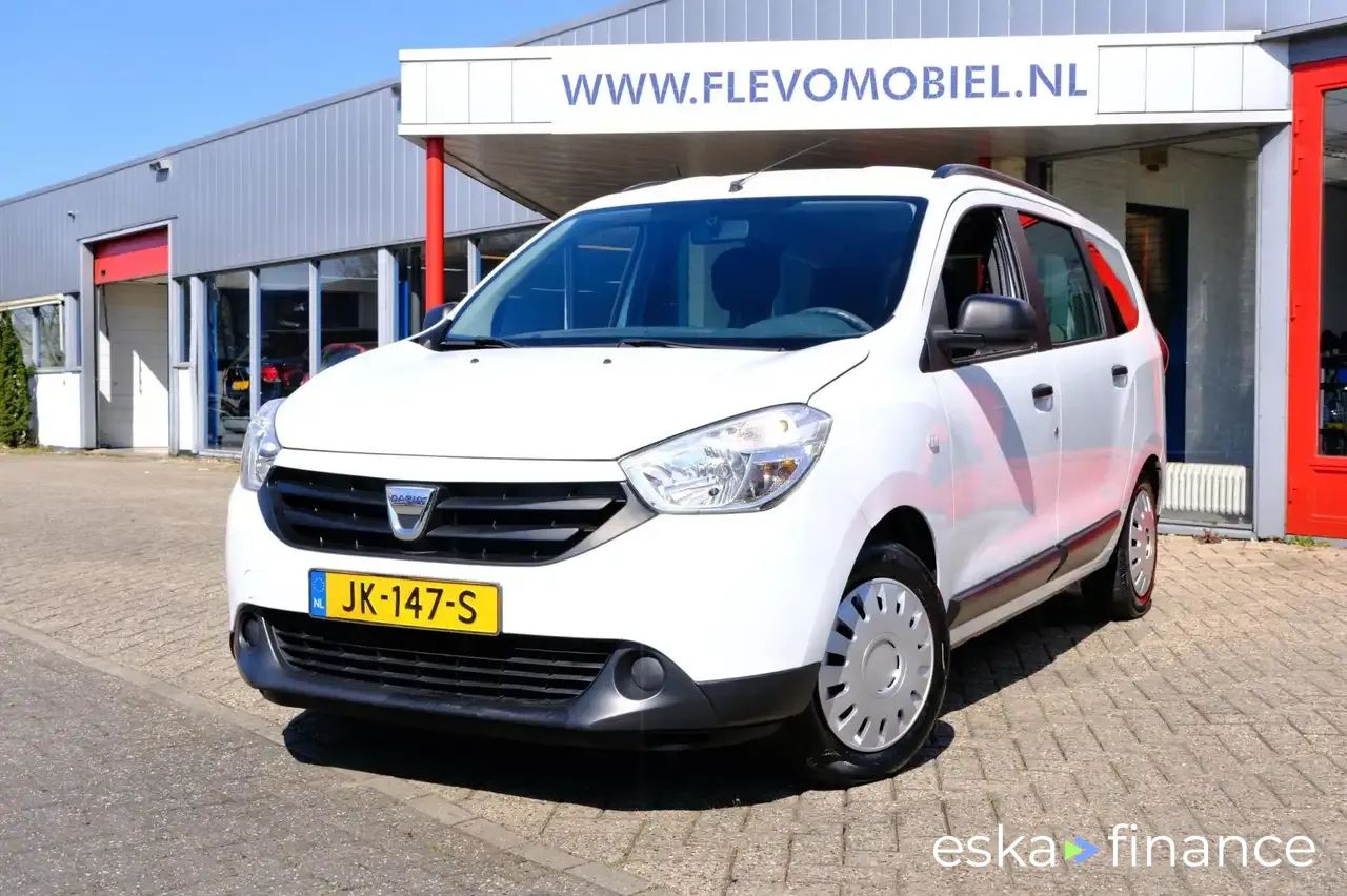 Lízing Hatchback Dacia Lodgy 2016